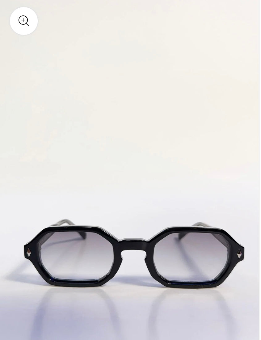 Smoky Lens